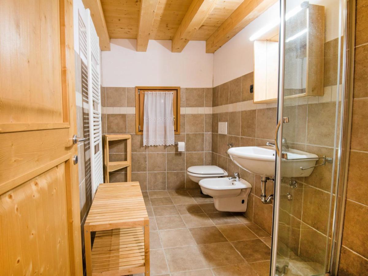 Apartment Albergo Diffuso - Cjasa De Barce-1 By Interhome 바르치스 외부 사진